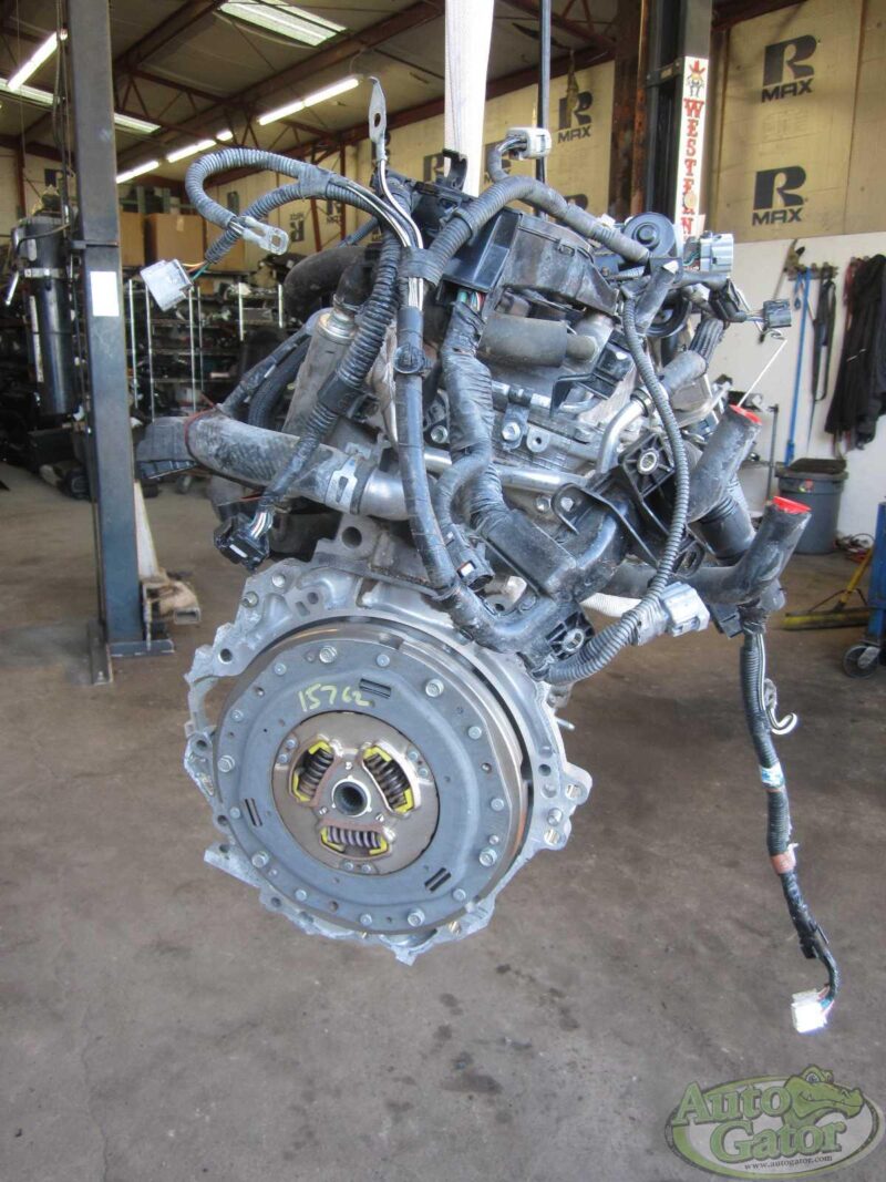 2012 Toyota Prius Engine Assembly - Image 3
