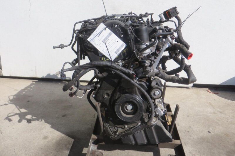 2018 Audi A4 Engine Assembly - Image 6