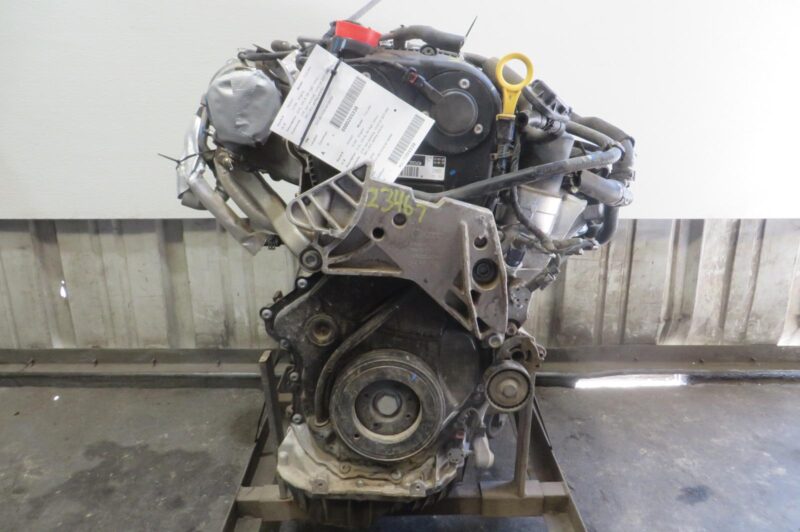 2020 Volkswagen Tiguan Engine Assembly - Image 5