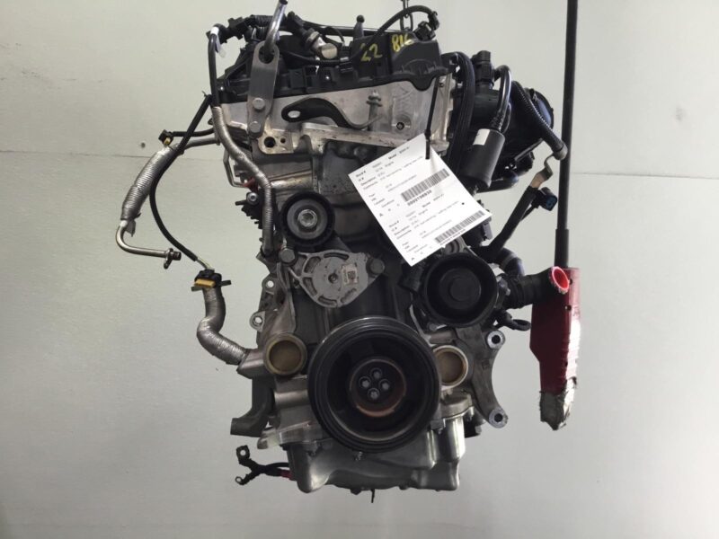 2018 BMW X1 Engine Assembly - Image 4