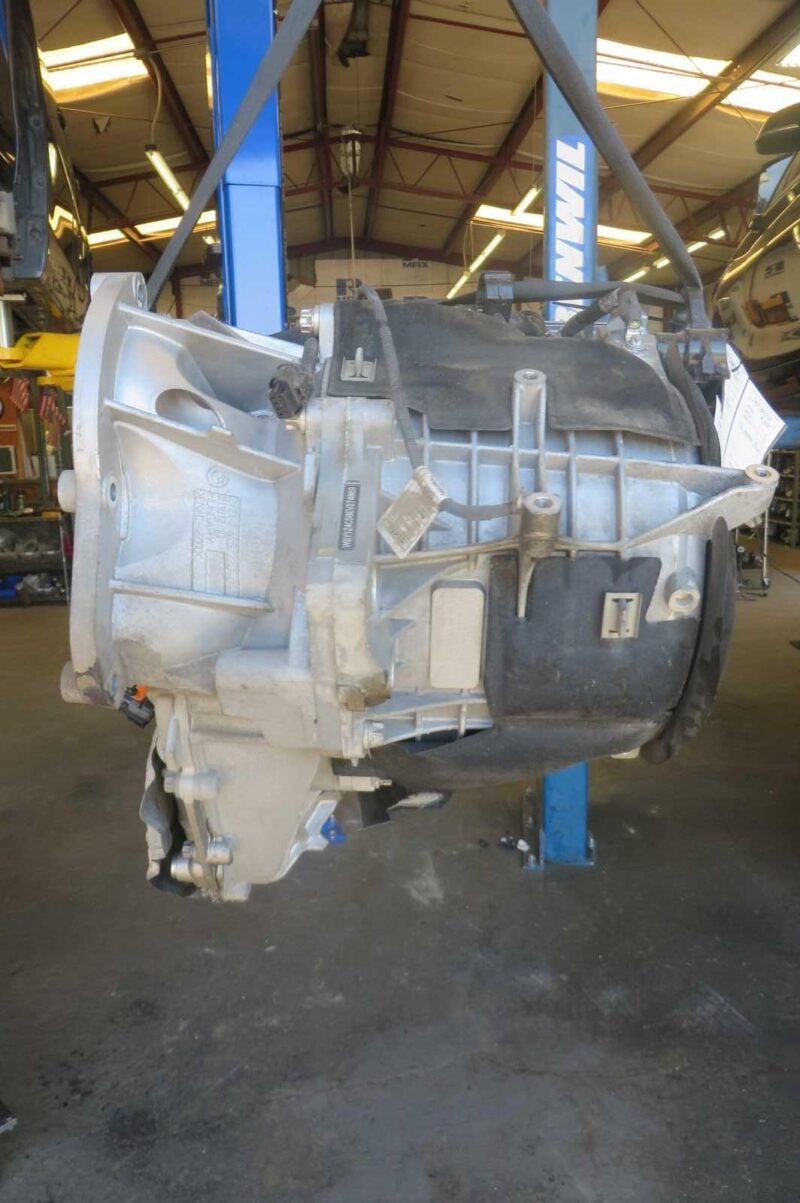 2014 BMW i3 Engine Assembly - Image 5