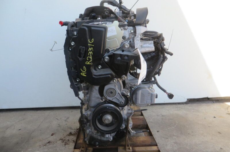 2019 Toyota Rav4 Engine Assembly - Image 6