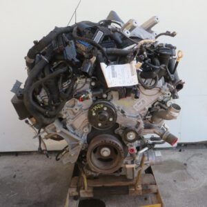 2017 Cadillac CT6 Engine Assembly - Image 3