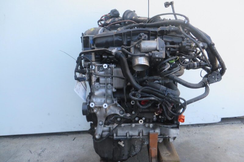 2013 Audi A4 Engine Assembly - Image 3