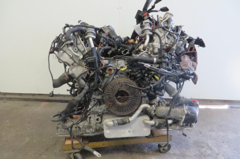 2015 Audi A8 Engine Assembly - Image 6