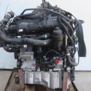 2020 BMW 330i Engine Assembly - Image 3