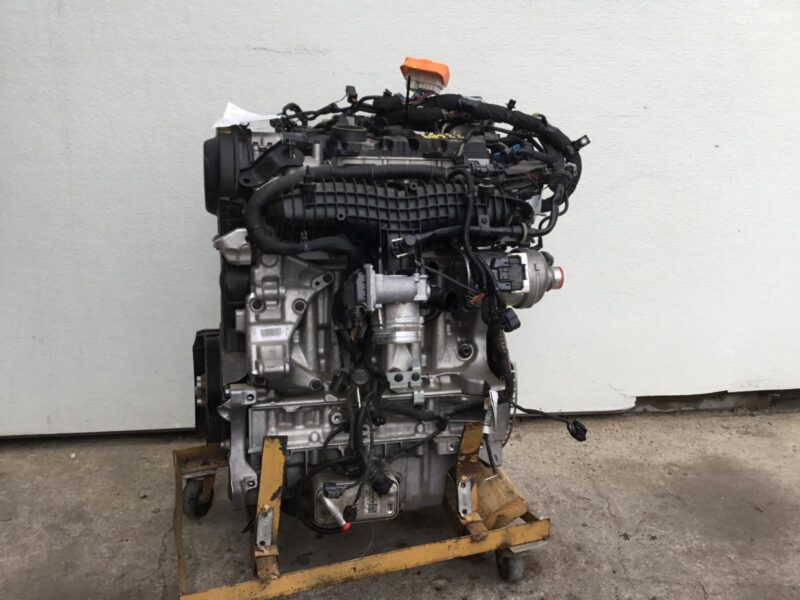 2019 Volvo Xc40 Engine Assembly - Image 3