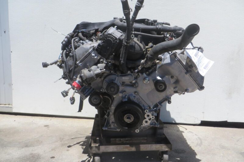 2013 Toyota Sequoia Engine Assembly - Image 4
