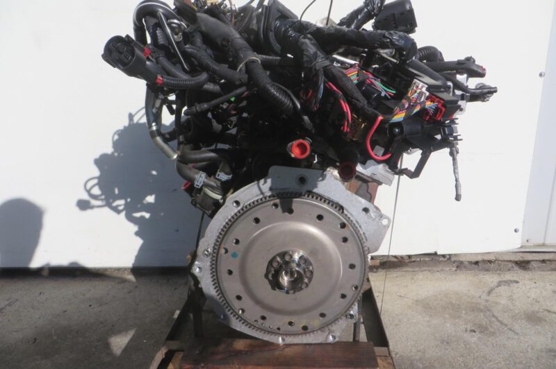 2015 Audi A4 Engine Assembly - Image 6