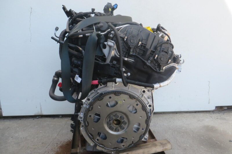 2020 BMW 330i Engine Assembly - Image 5
