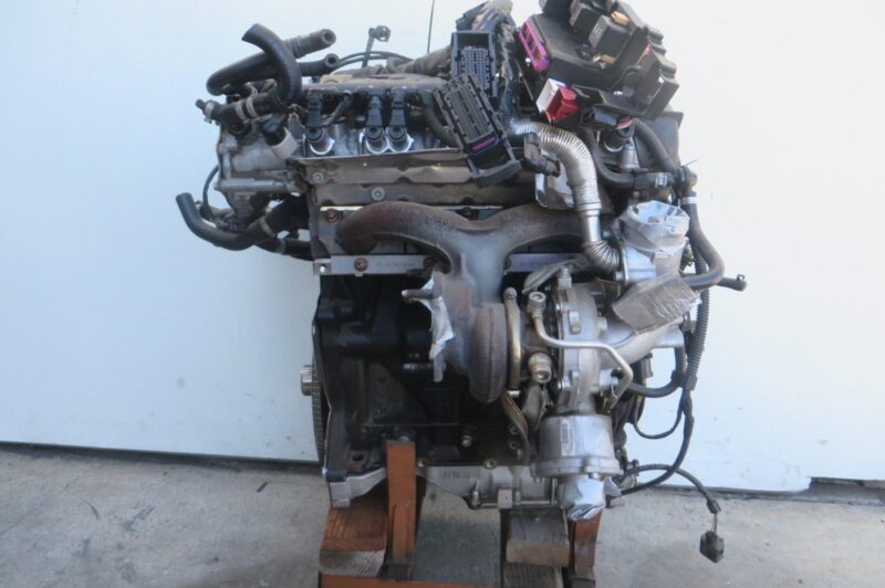 2013 Audi A4 Engine Assembly - Image 5