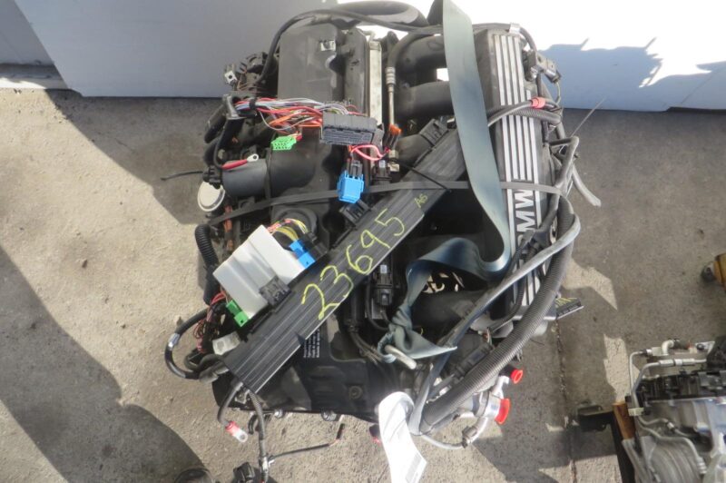 2011 BMW 328i Engine Assembly - Image 2
