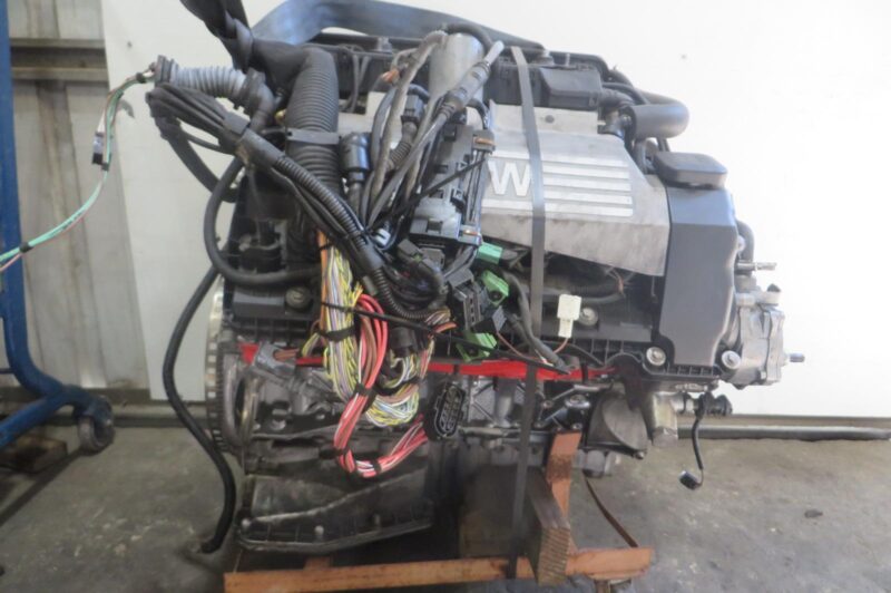 2006 BMW 650i Engine Assembly - Image 3