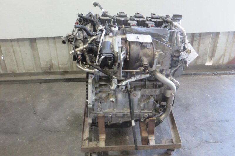 2019 Cadillac Xt4 Engine Assembly - Image 4