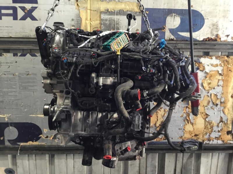 2019 Cadillac Xt4 Engine Assembly - Image 6