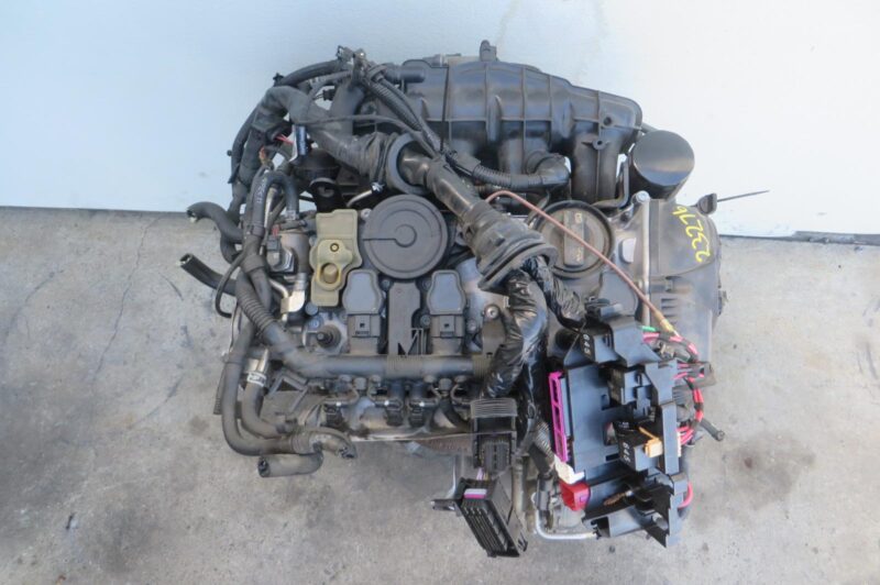 2013 Audi A4 Engine Assembly - Image 6