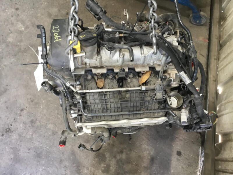 2017 Volkswagen Jetta Engine Assembly - Image 4