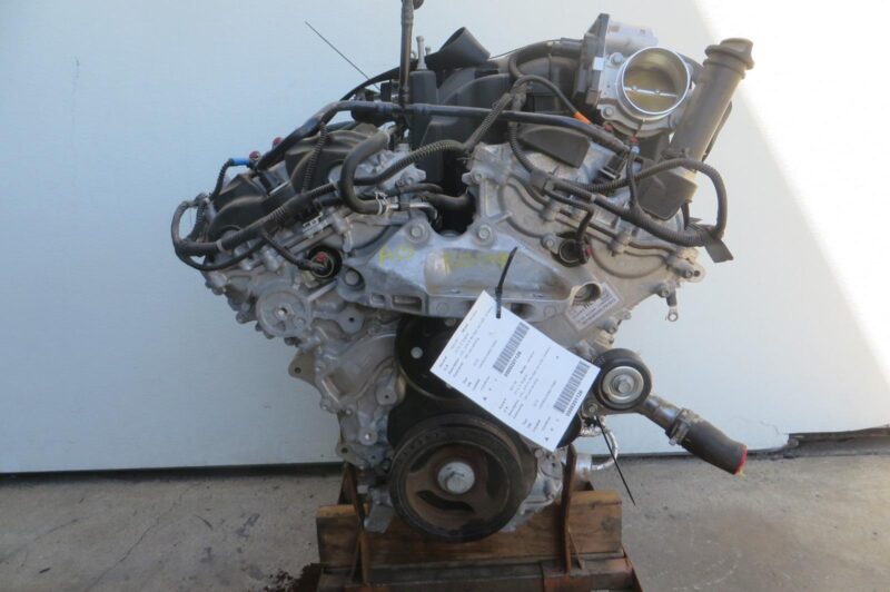 2019 GMC Acadia Engine Assembly - Image 5