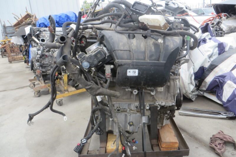 2019 GMC Acadia Engine Assembly - Image 4