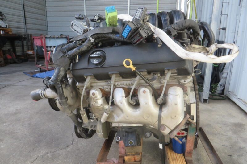 2017 GMC Sierra 1500 Pickup Engine Assembly - Image 2
