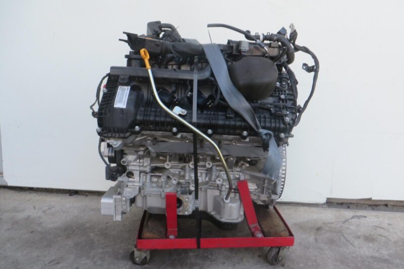 2017 Genesis G90 Engine Assembly - Image 3