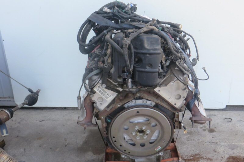 2012 GMC Sierra 1500 Pickup Engine Assembly - Image 2