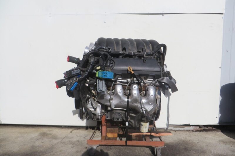 2018 GMC Yukon Engine Assembly - Image 3
