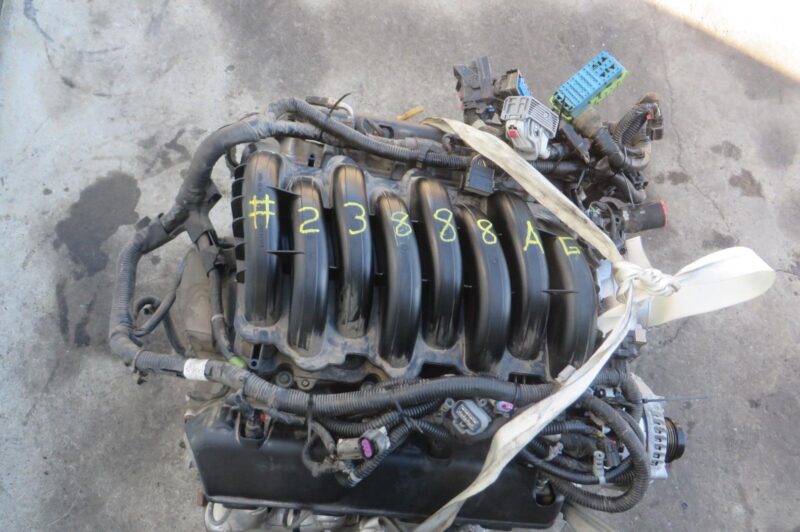 2017 GMC Yukon Engine Assembly - Image 4