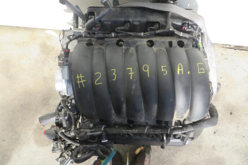 2018 GMC Yukon Engine Assembly - Image 2