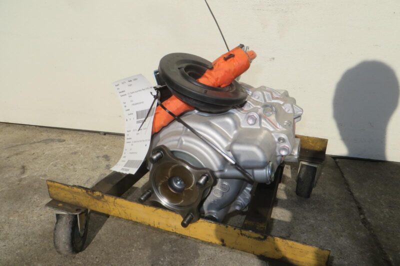 2022 Lexus Ux250h Engine Assembly - Image 4