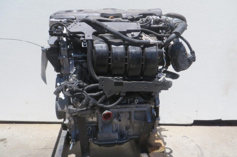 2018 Toyota Camry Engine Assembly - Image 5