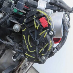 2019 Ford Escape Engine Assembly - Image 4