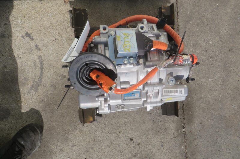 2022 Lexus Ux250h Engine Assembly - Image 6