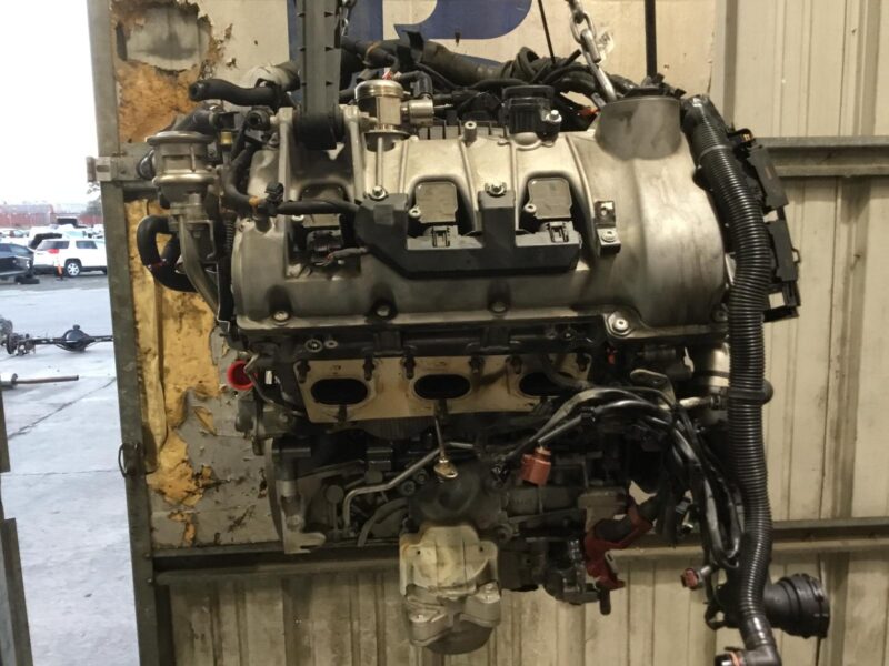 2015 Porsche Macan Engine Assembly - Image 7