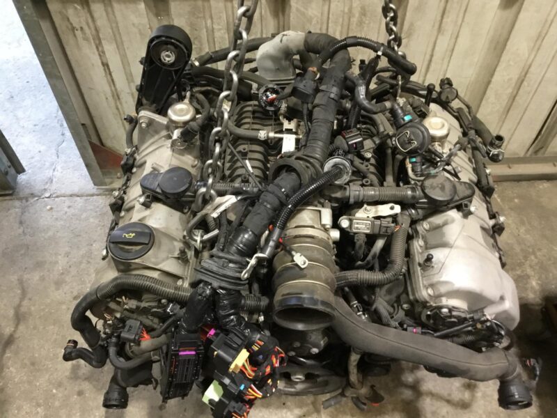 2015 Porsche Macan Engine Assembly - Image 3