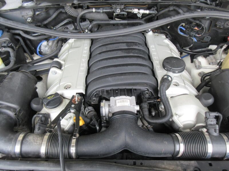2008 Porsche Cayenne Engine Assembly - Image 5