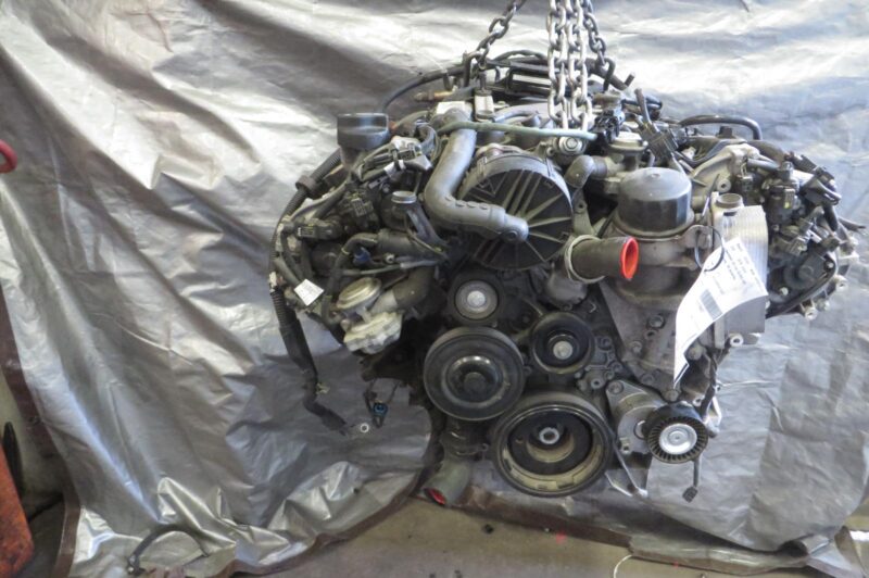 2010 Mercedes-Benz GLK-Class Engine Assembly - Image 6