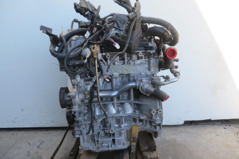 2018 Nissan Rogue Engine Assembly - Image 4