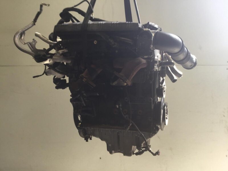 2016 Porsche Cayenne Engine Assembly - Image 2