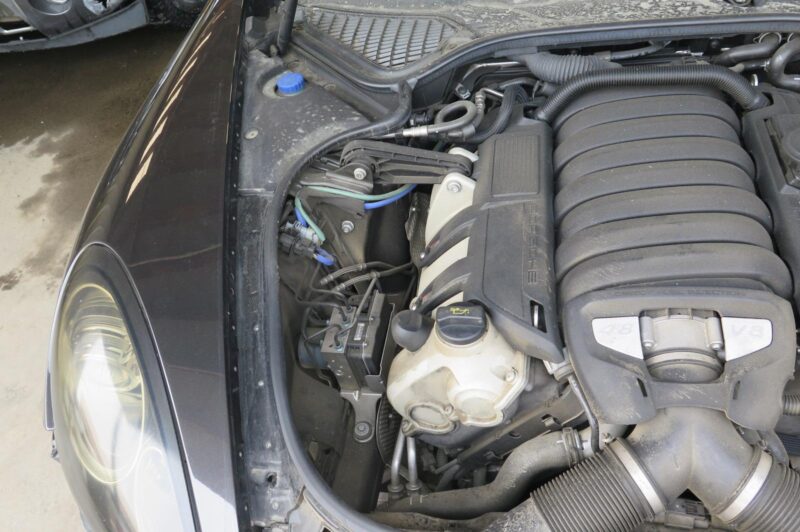 2010 Porsche Panamera Engine Assembly - Image 7