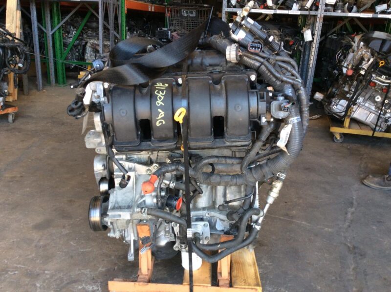 2018 Nissan Sentra Engine Assembly - Image 4