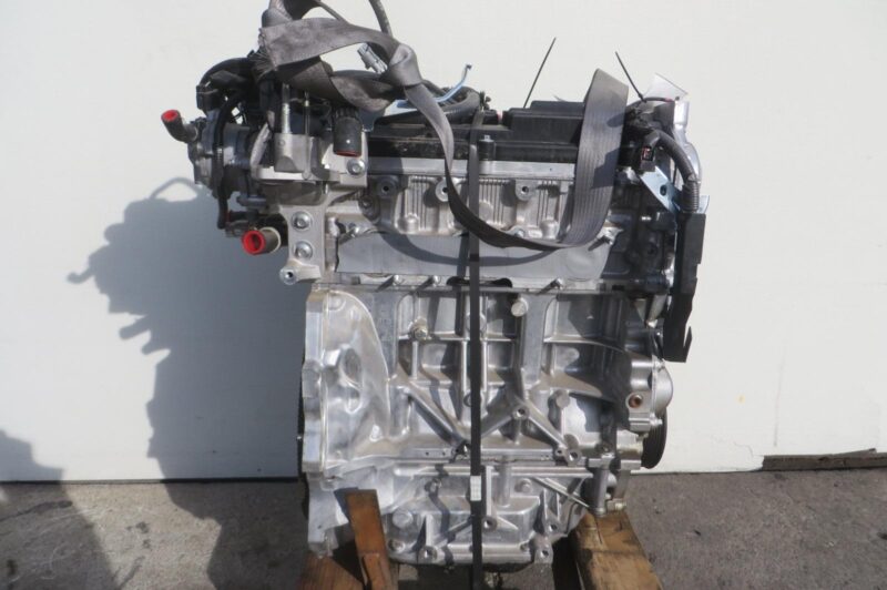 2021 Nissan Sentra Engine Assembly - Image 2