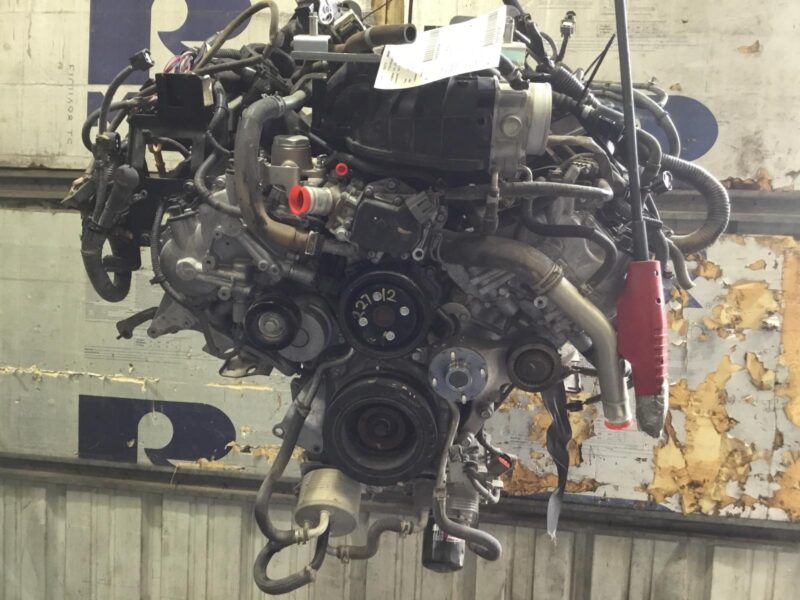 2018 Nissan Titan XD Engine Assembly - Image 4