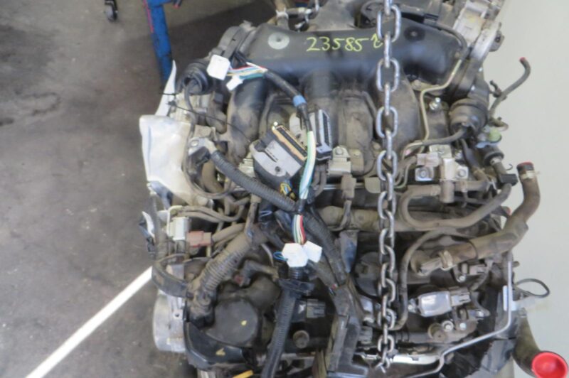 2017 Nissan Pathfinder Engine Assembly - Image 5