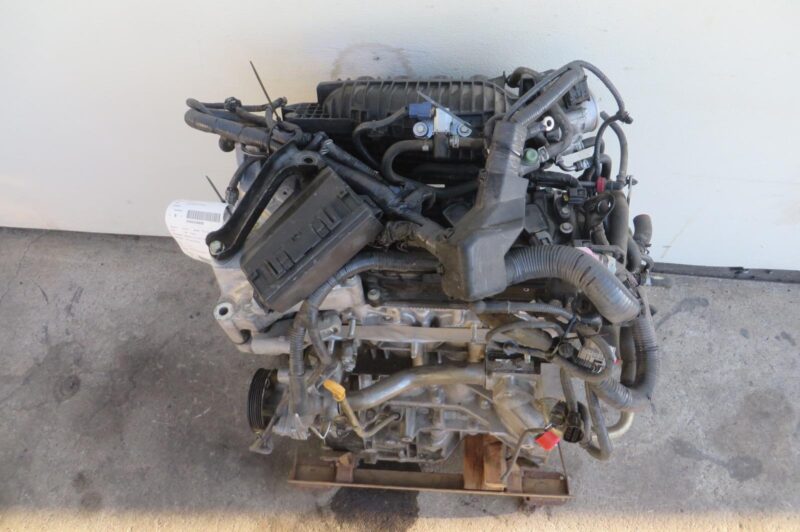 2015 Nissan Rogue Engine Assembly - Image 2