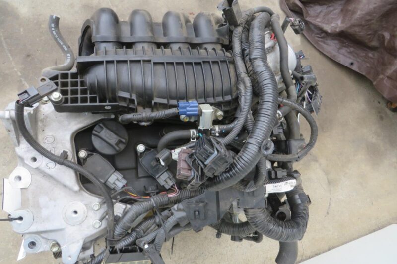 2019 Nissan Rogue Engine Assembly - Image 3