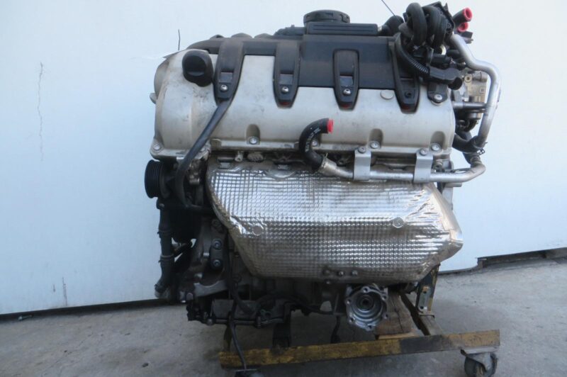 2010 Porsche Panamera Engine Assembly - Image 5