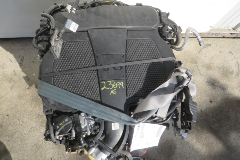 2014 Mercedes-Benz E-Class Engine Assembly - Image 2