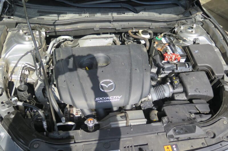 2016 Mazda Mazda3 Engine Assembly - Image 4