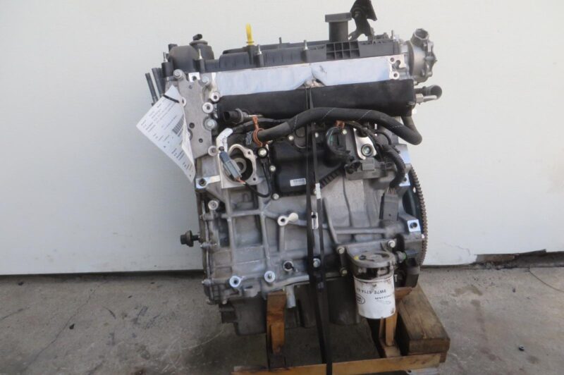 2017 Land Rover Evoque Engine Assembly - Image 3